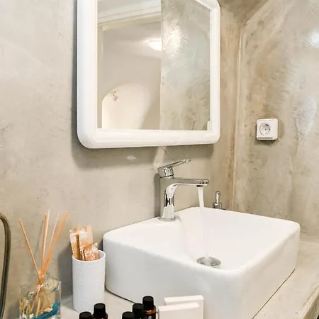 Mary Castelia 2 With Jacuzzi Apartamento *