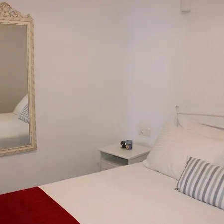 Apartment Mary Castelia 2 With Jacuzzi